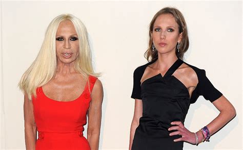 hija de donatella versace instagram